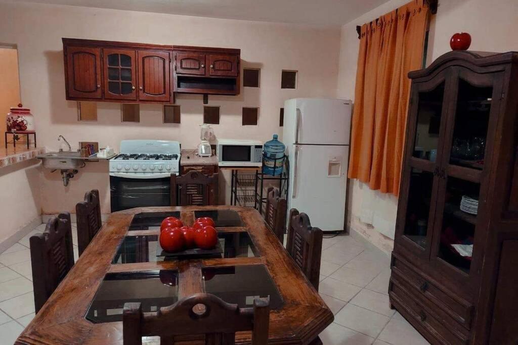 Casa Jacarandas - Housity