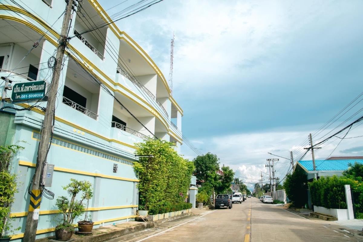 N.P. Apartment - Housity