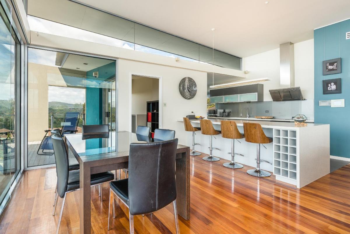 Hobart View - Housity