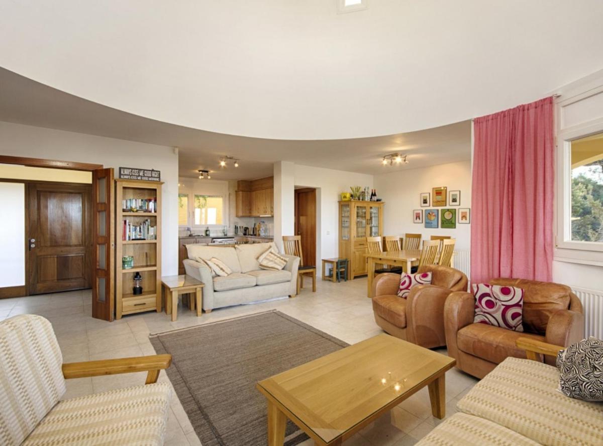 Casa Albera - with pool and fantastic views - Housity