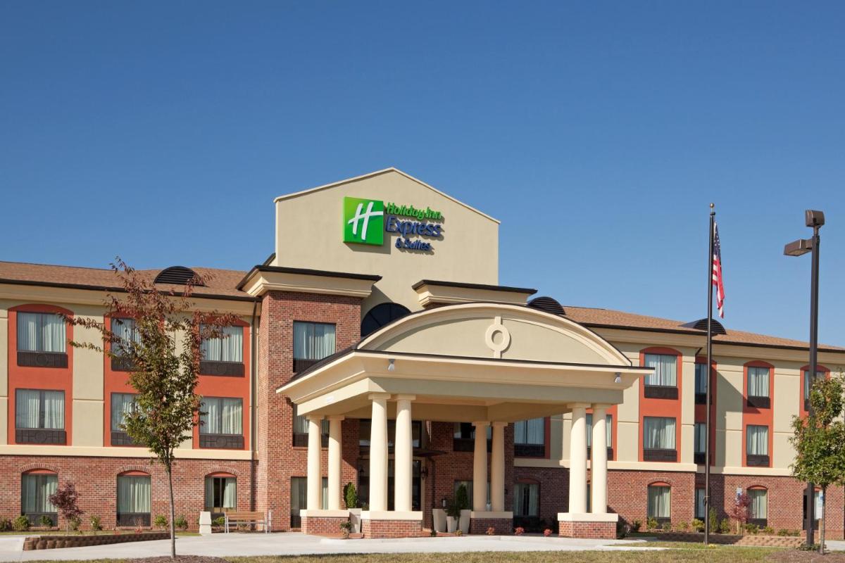 Holiday Inn Express Hotel & Suites Salem, an IHG Hotel - Hizvo