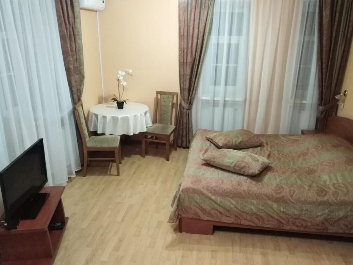 Kovcheg Econom Hotel - Housity