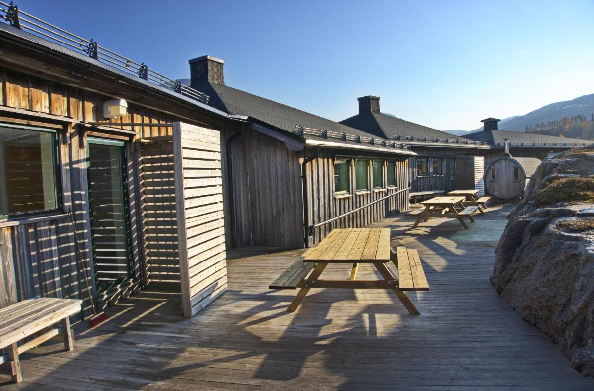 Arctic Lodge - Housity