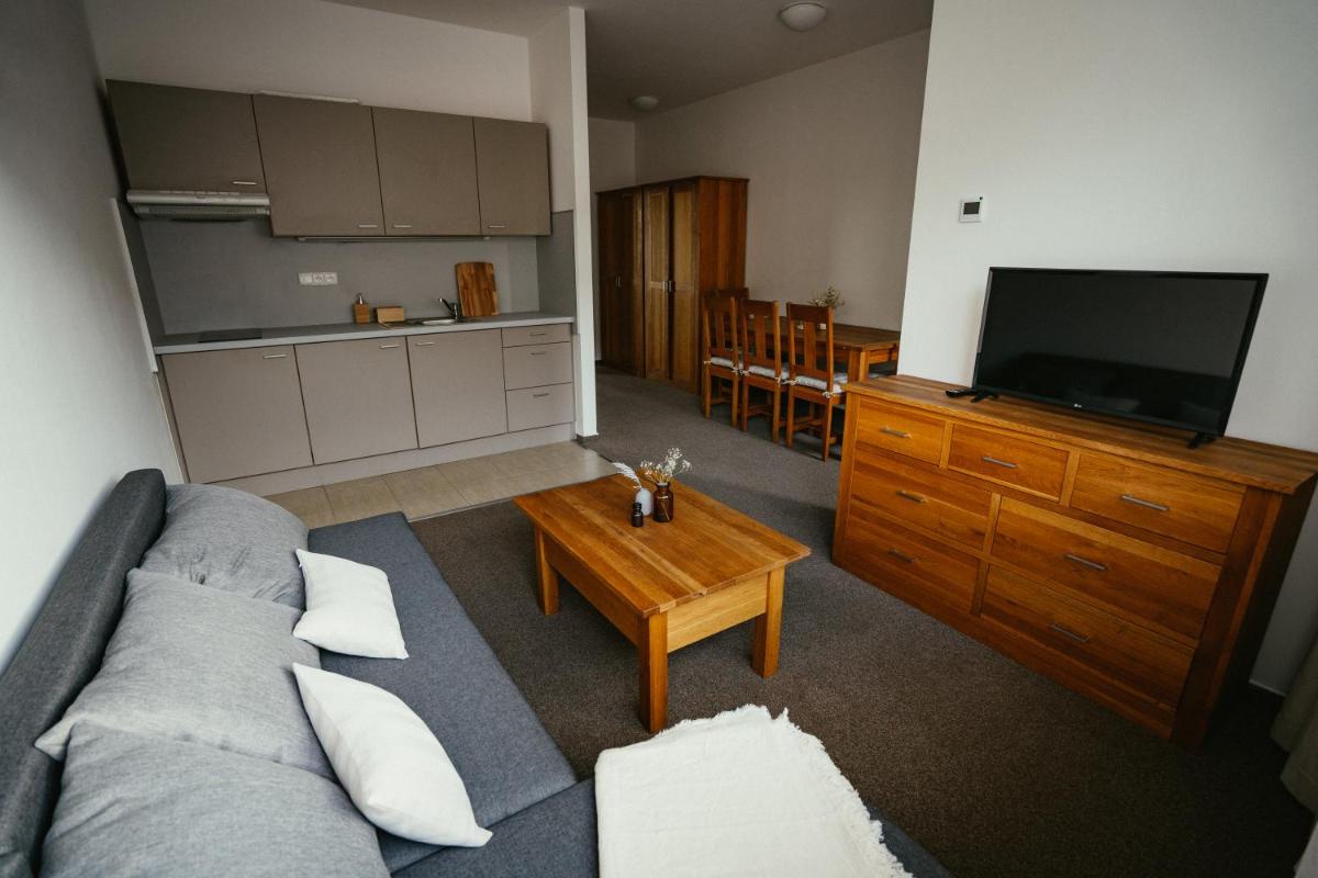 Apartmány Pod Kopcem - Monínec - Housity