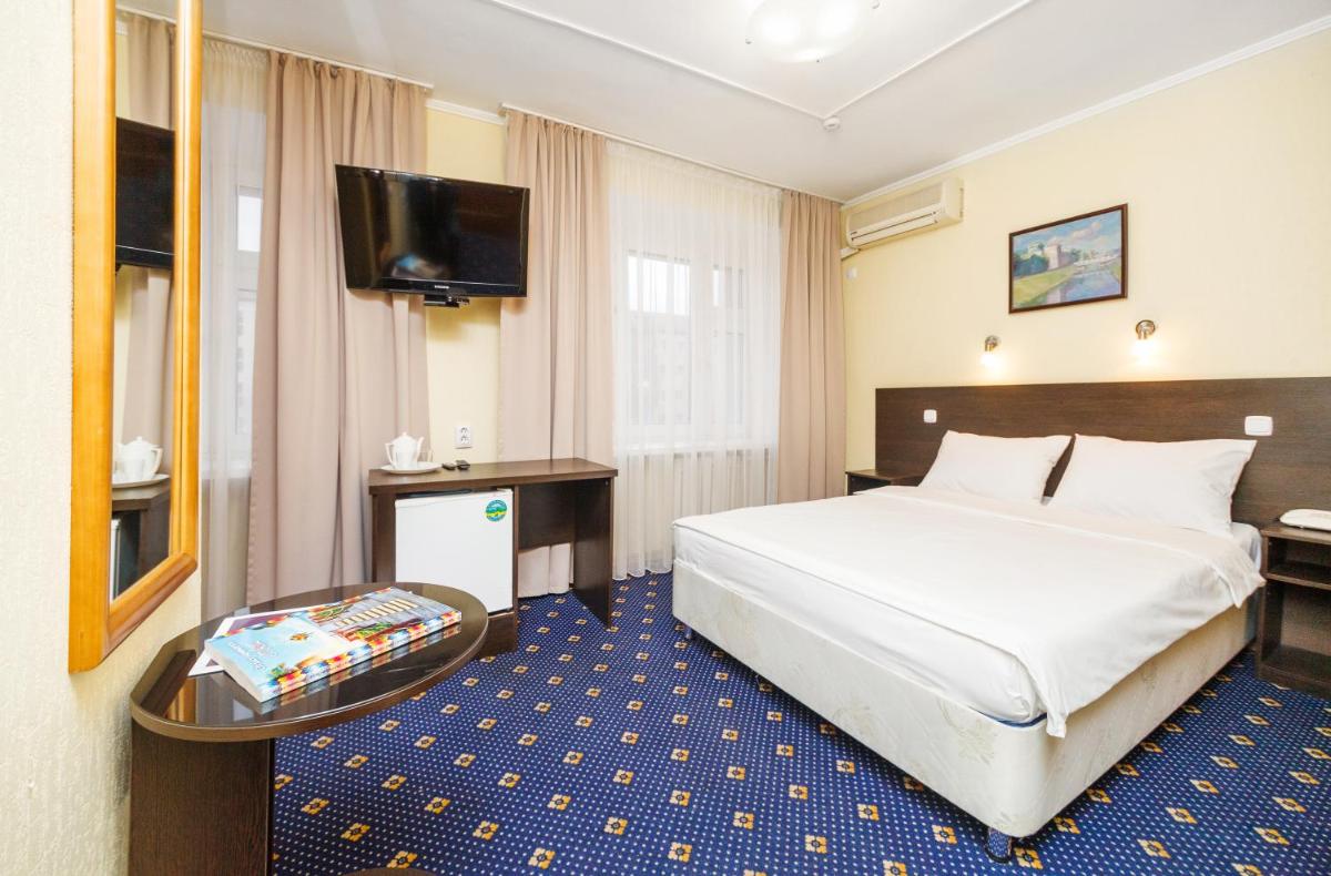 Volga Hotel - Housity