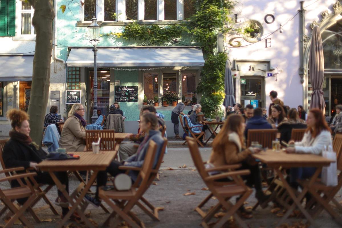 EMMA Bett und Bistro - Housity