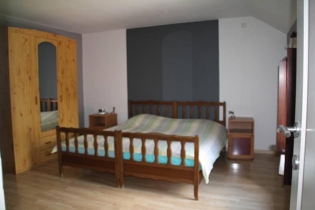 Studio privatif au centre de Lobbes - Housity