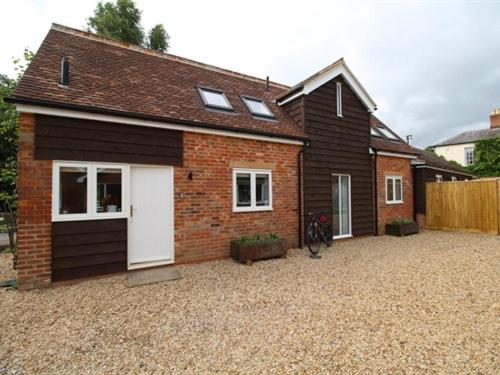 The Red Barn - Housity