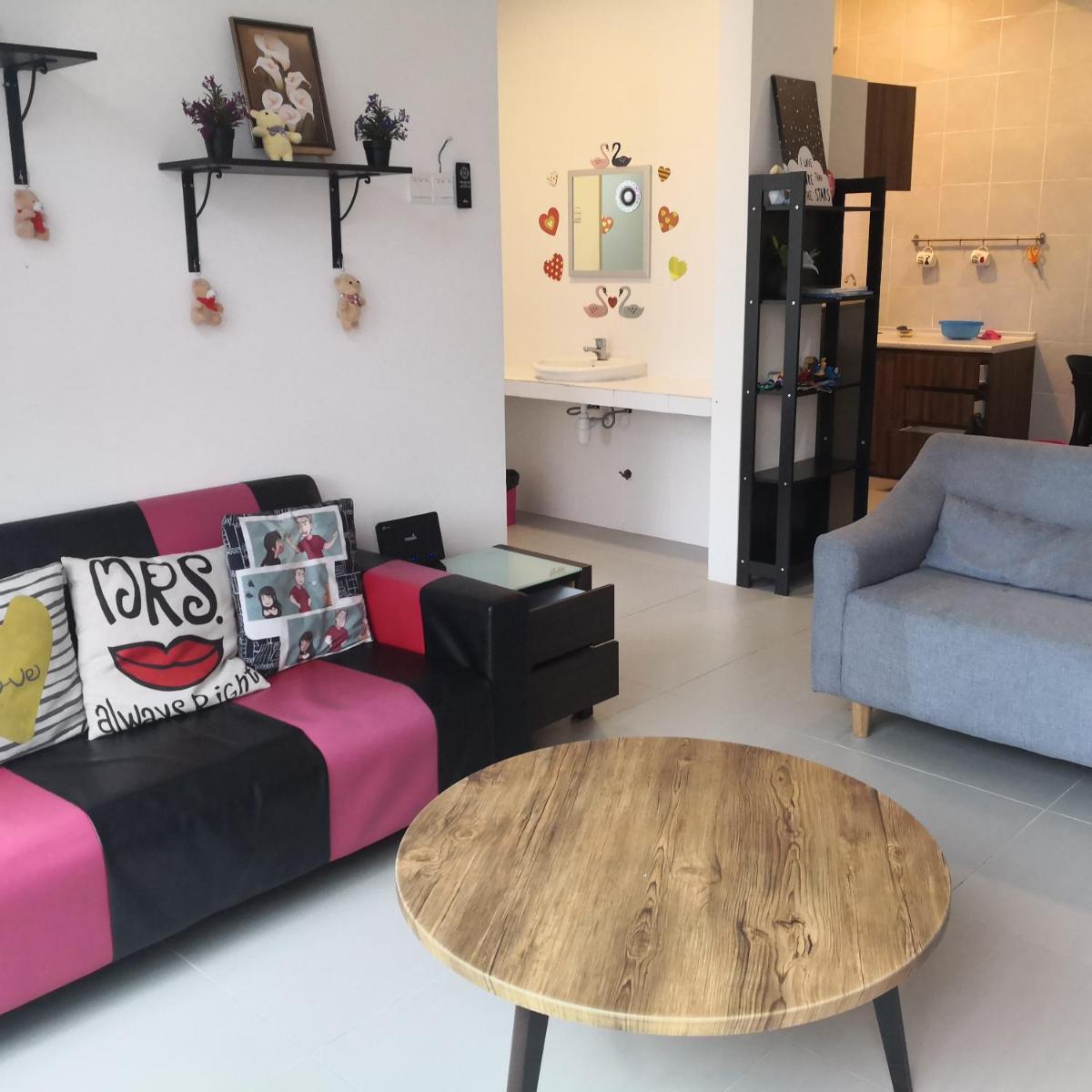 Lily Homestay Barrington Square Cameron Highlands. - Housity
