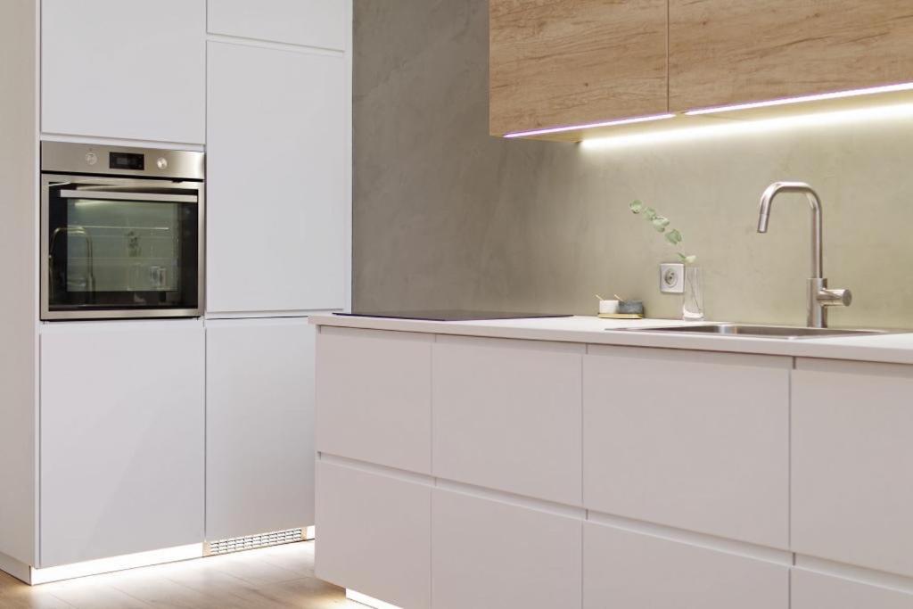 New luxury main square apartment - Housity