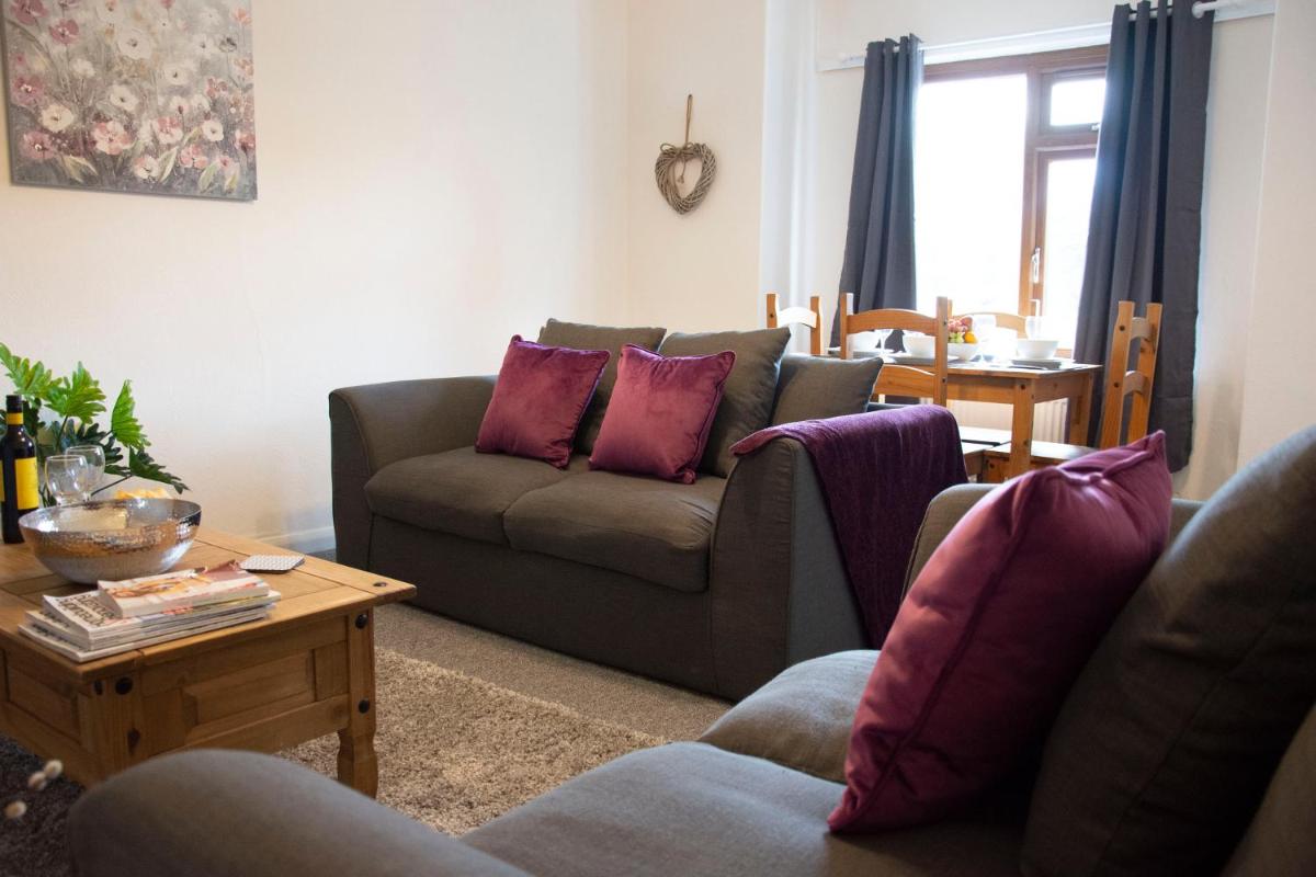 Wensum Cottage - Housity