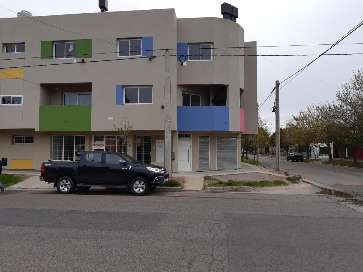 Departamento nuevo 2 dorm, parrilla, cochera - Housity
