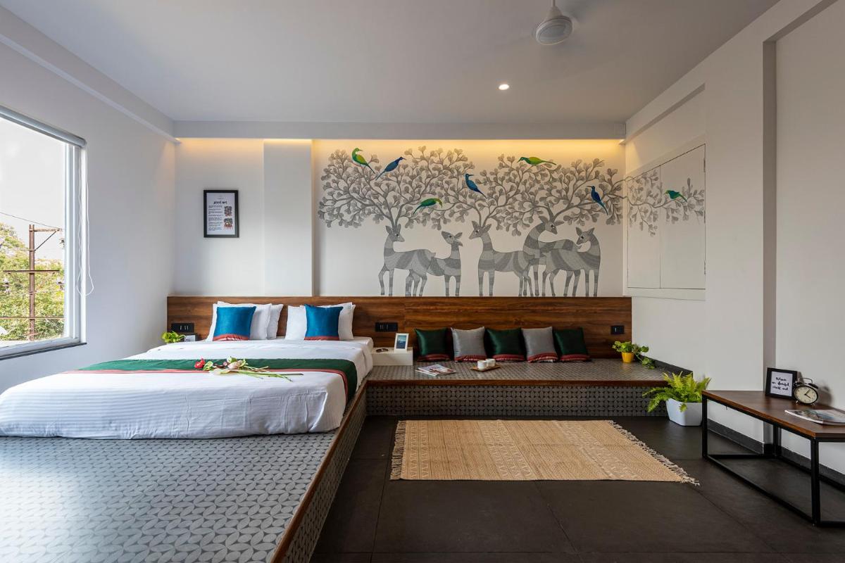 The Cult Stay - Housity