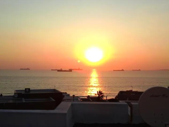Shalom beach house - Housity