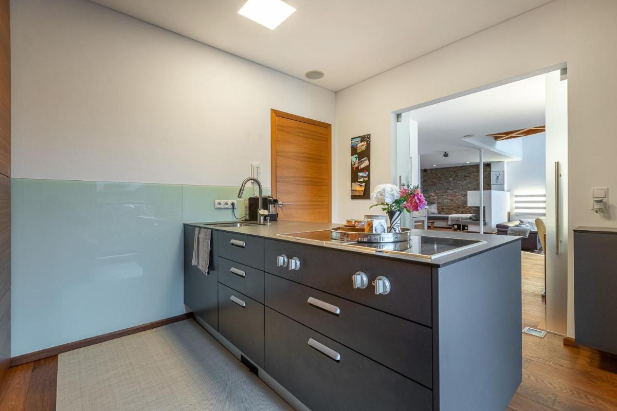 Villa Bergl.21 - Housity