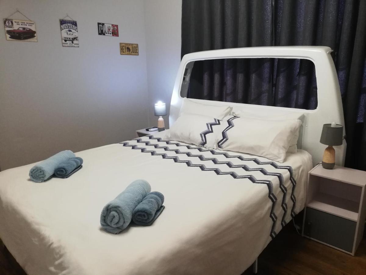 The V8 Guest house - Housity