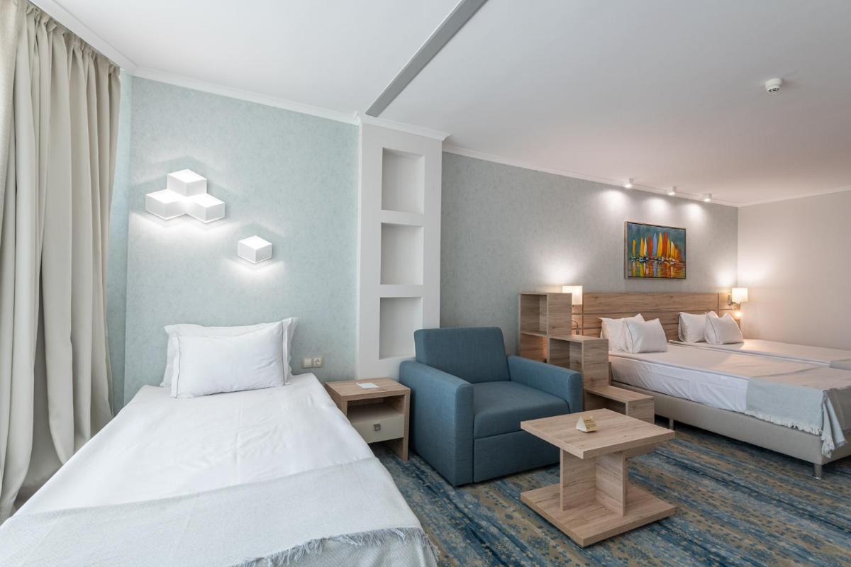 Hotel Neptun Beach - Housity