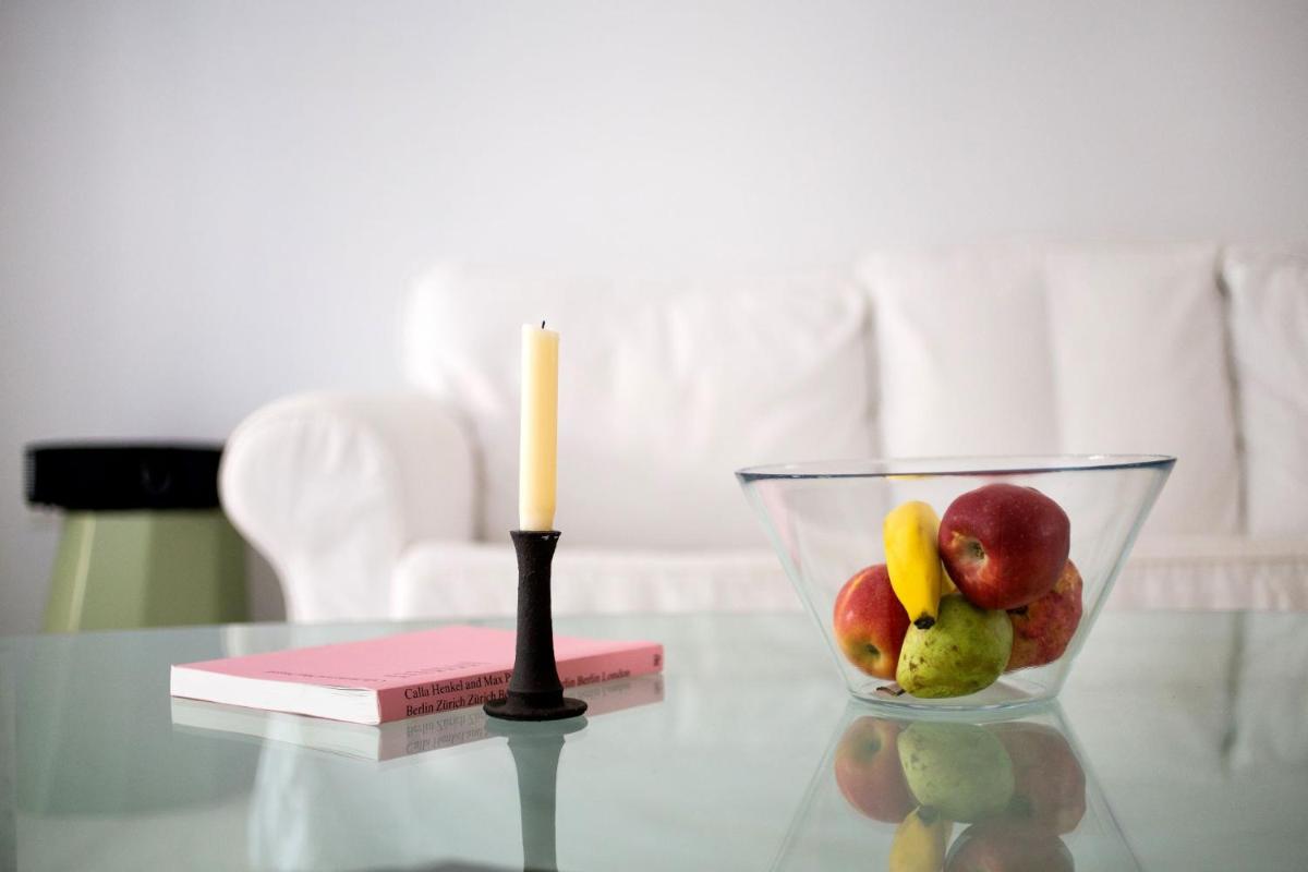 Suitetrails - Airy and bright open-plan flat in Exarcheia