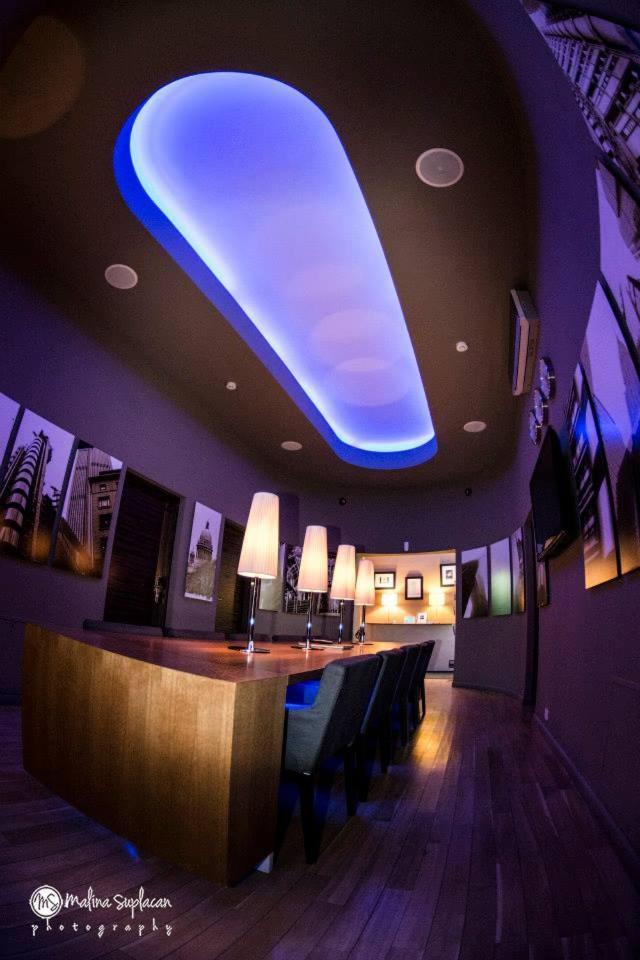 Suitetrails - Ivana Apart Hotel