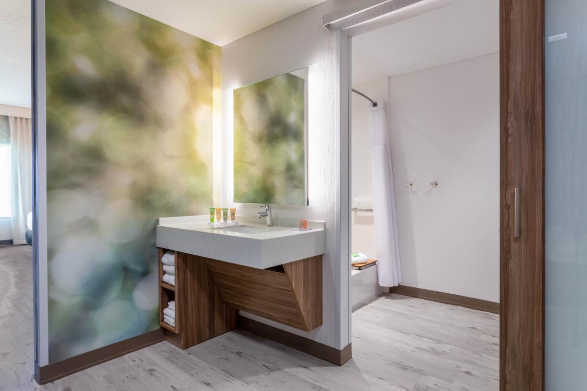 Wyndham Garden Orlando Universal / I Drive - Hizvo