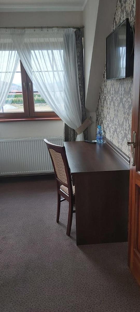 Gościniec nad Zalewem - Housity