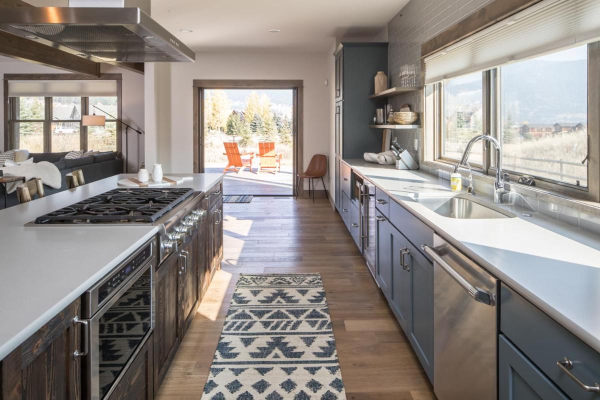 White Bark Chalet - Housity