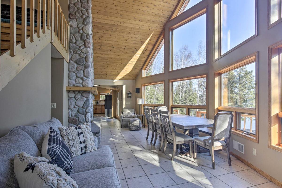 Secluded Lakehouse with Private Dock and Serene Views! - Housity