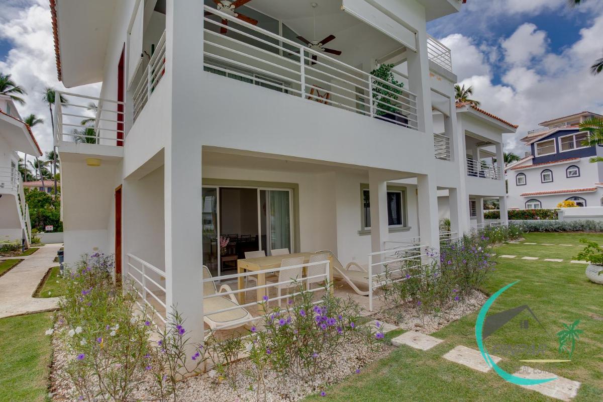 CLOSE TO THE BEACH! PINK APARTMENT,2BR,2BT - Housity