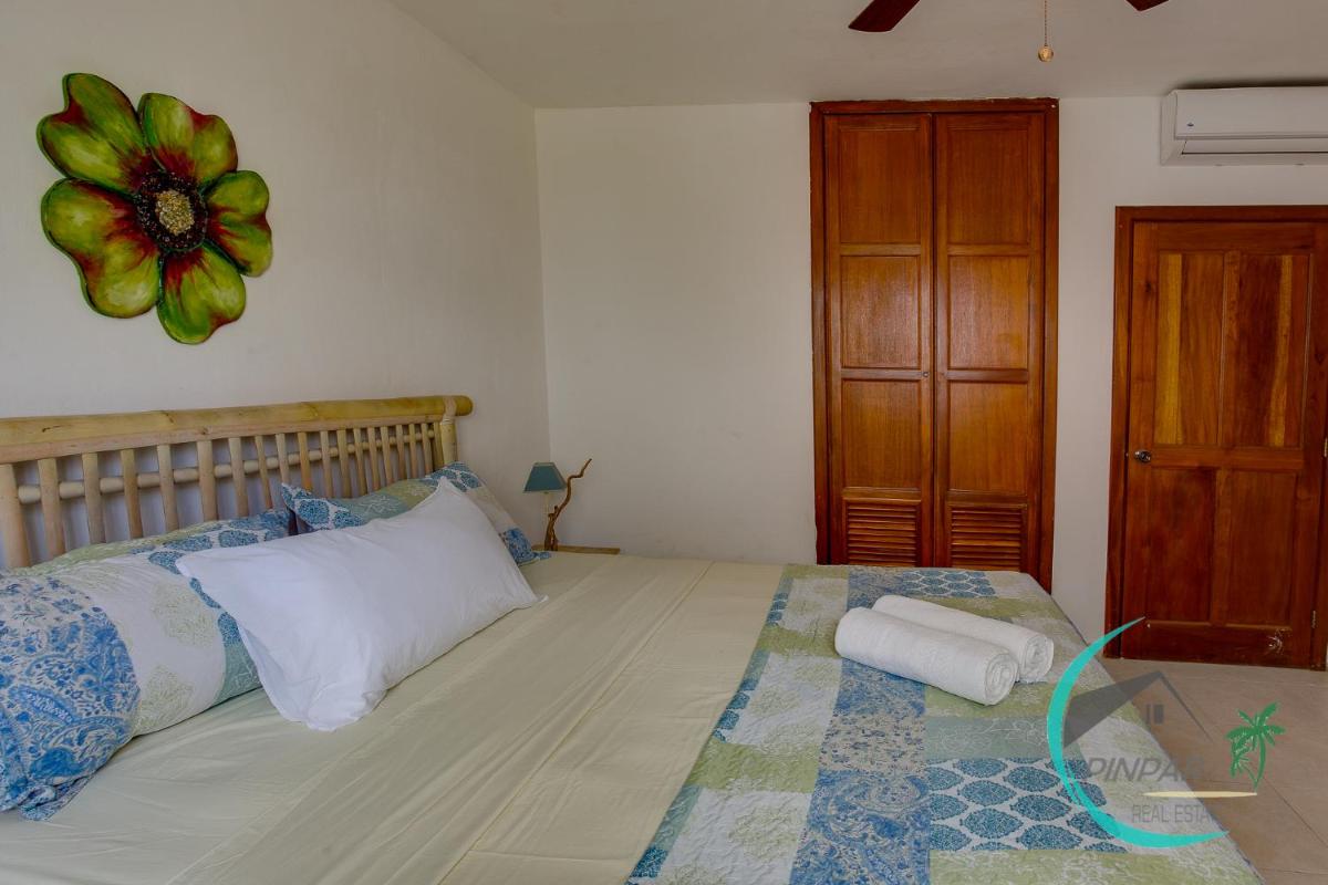 CLOSE TO THE BEACH! PINK APARTMENT,2BR,2BT - Housity