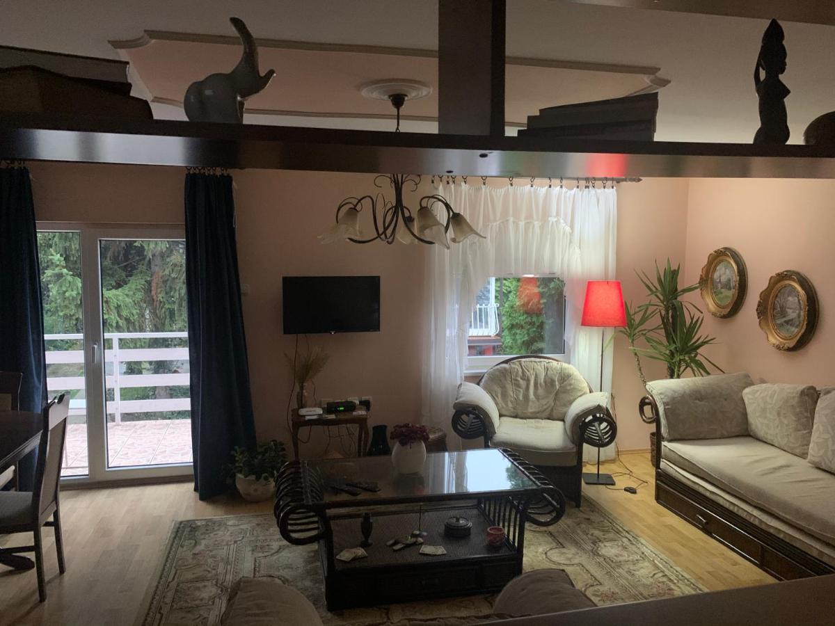 Apartmani Stojanovic - Housity
