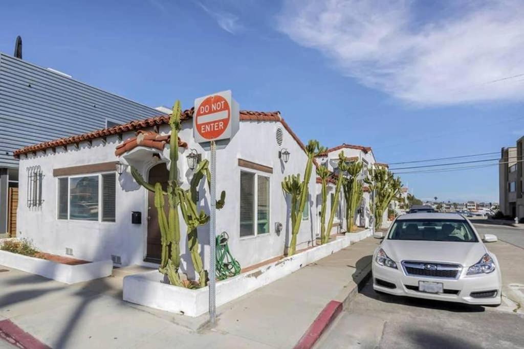 1000#5 Premier Modern Home w View, Parking, and AC - Housity