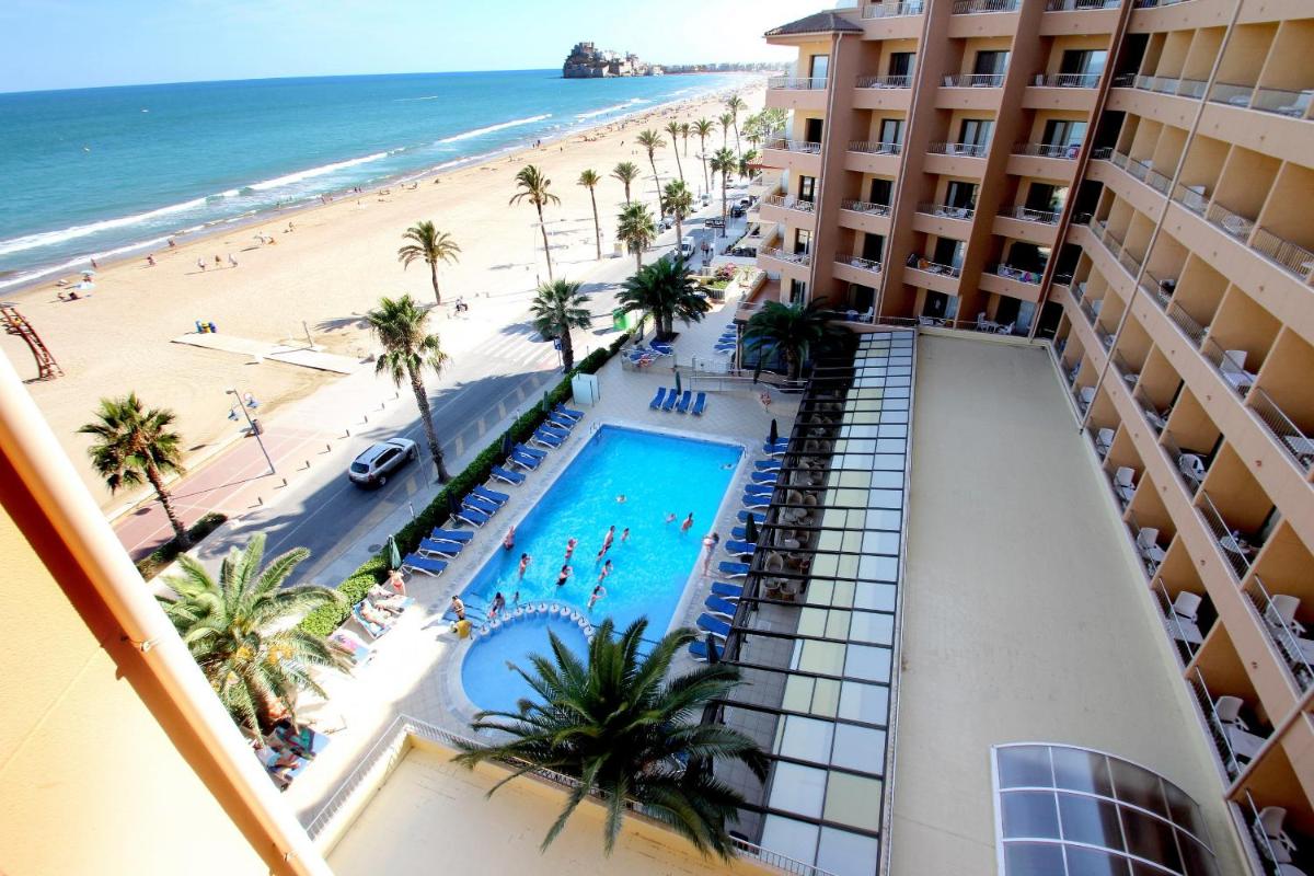 Piscina en o cerca de Hotel & Spa Peñiscola Palace