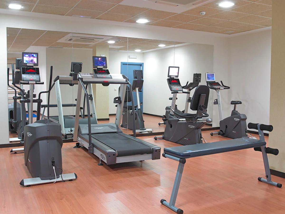Gimnasio o instalaciones de fitness de Hotel Isla de La Garena