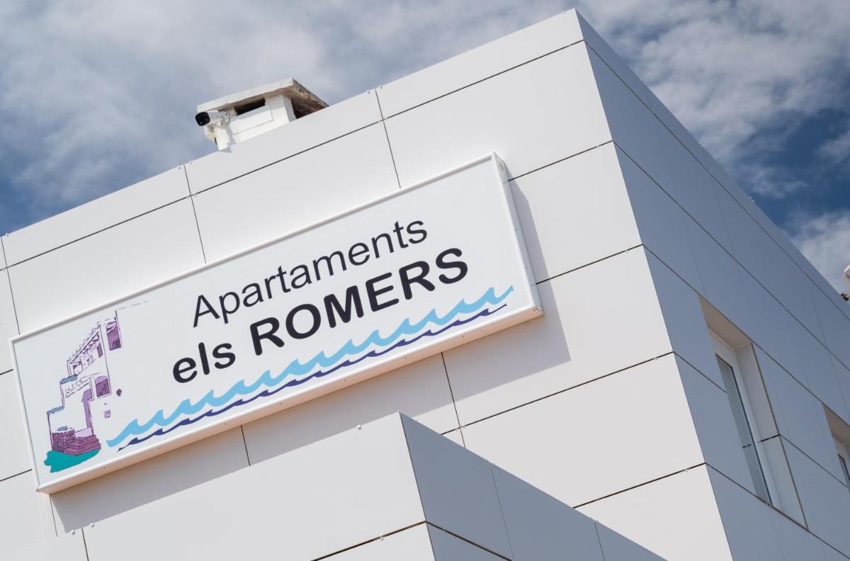 Apartamentos Els Romers Benicarló-Peñíscola - Housity