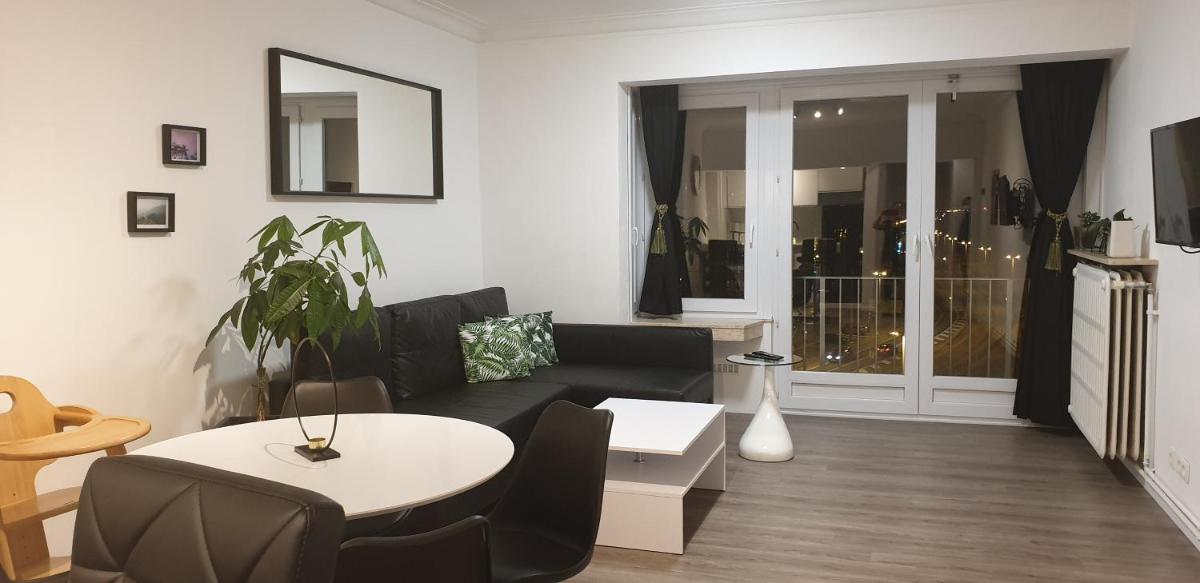 James Sun Beach Apartment - Hizvo