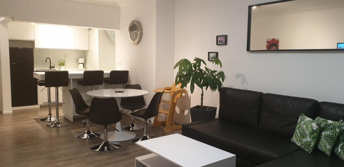James Sun Beach Apartment - Housity