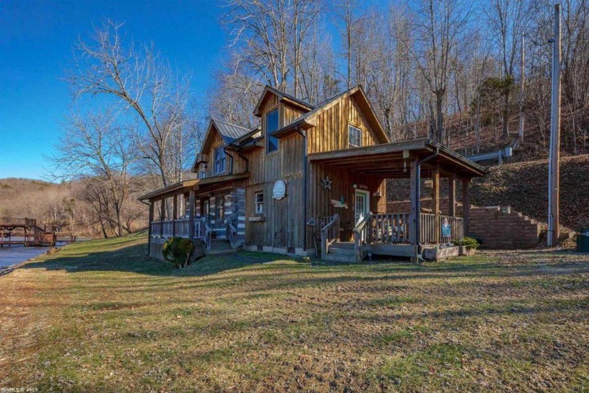 Kirkner Lake Cabin - Housity