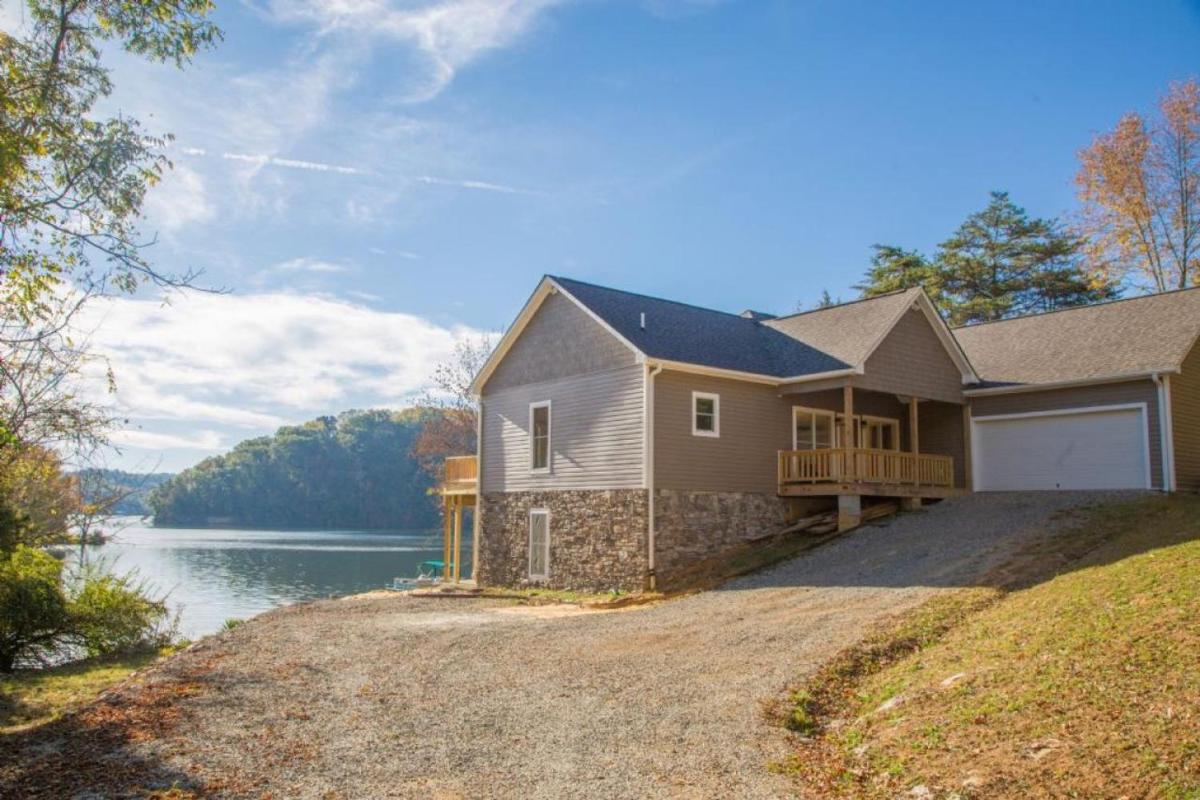 Lake Rider - Housity