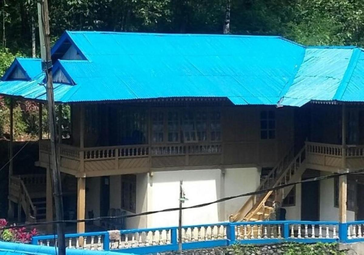 Lembah Biru Lagoon - Housity