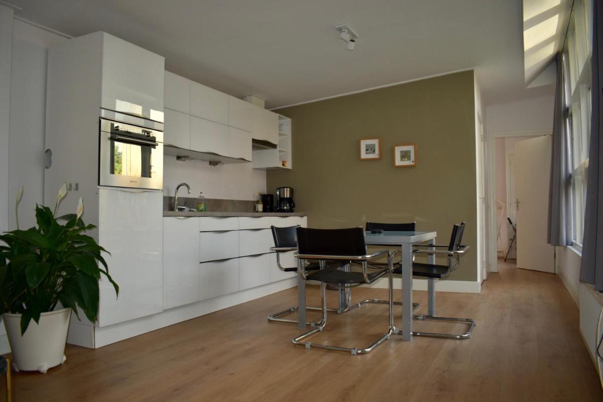 Spacious and modern apartment Warmond - Housity