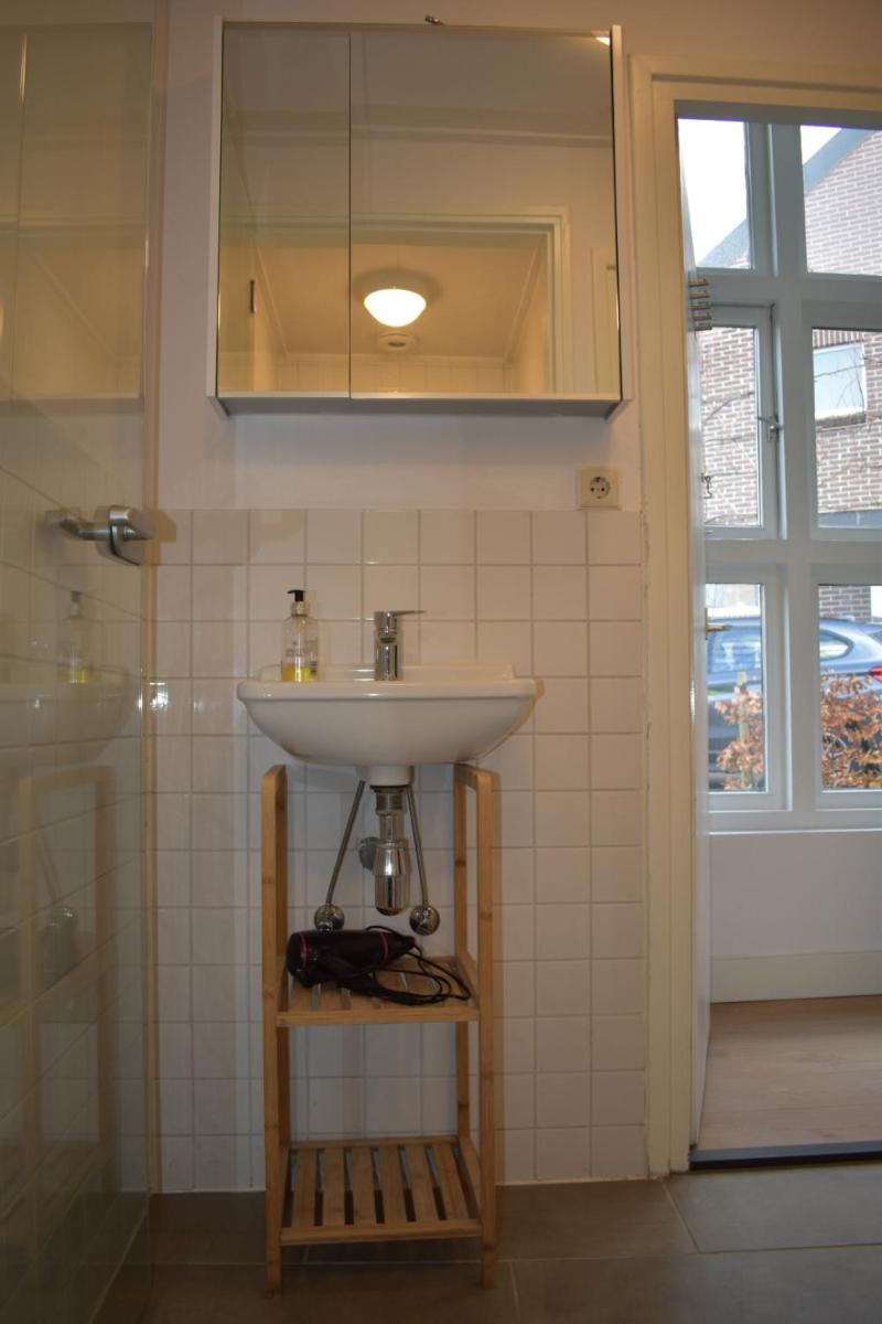 Spacious and modern apartment Warmond - Housity
