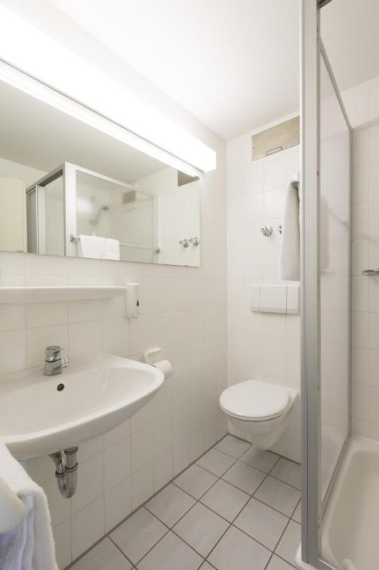 Sportpark Hotel Isernhagen - Housity