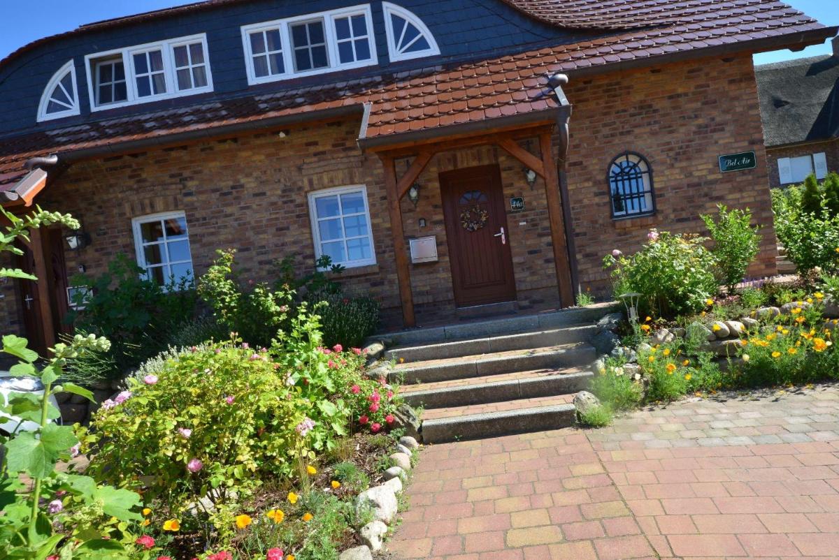 Ferienhaus-Bel-Monte-in-Gross-Zicker-Halbinsel-Moenchgut - Housity
