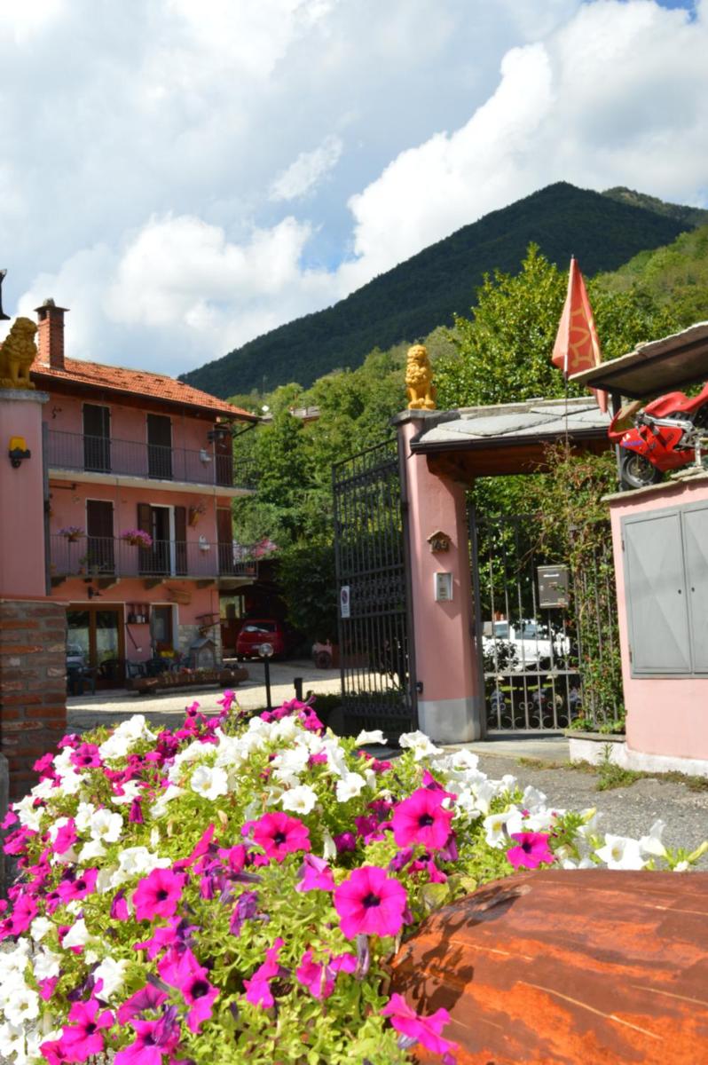 La Slitta - Housity