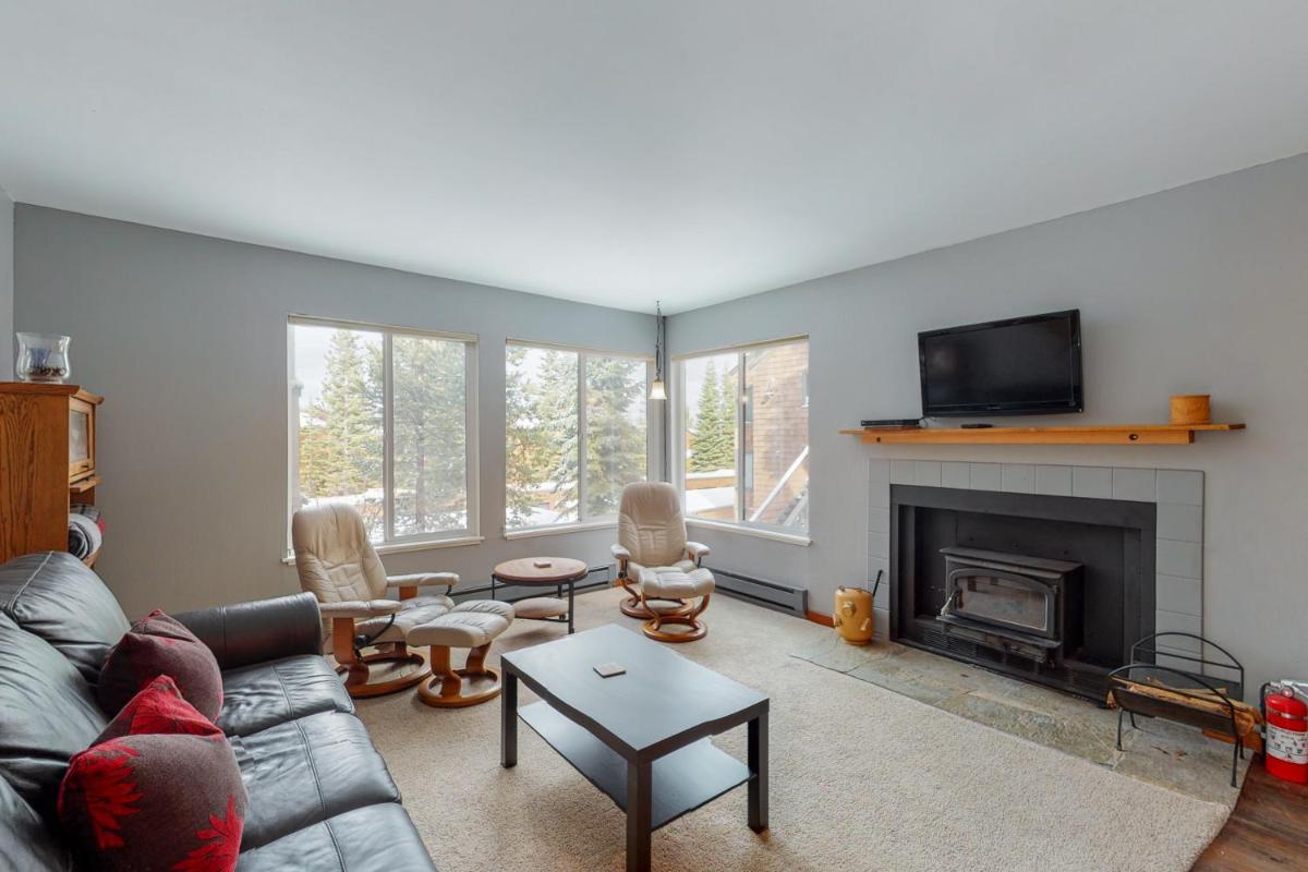 NorCal Charmer - Housity