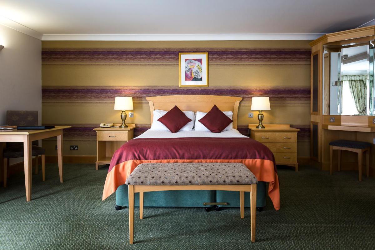 Hellidon Lakes Hotel - Housity