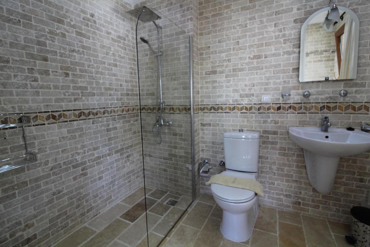 Villa Amare - Housity