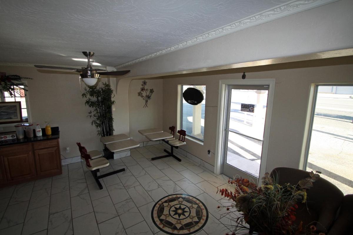 Executive Inn Snyder - Housity