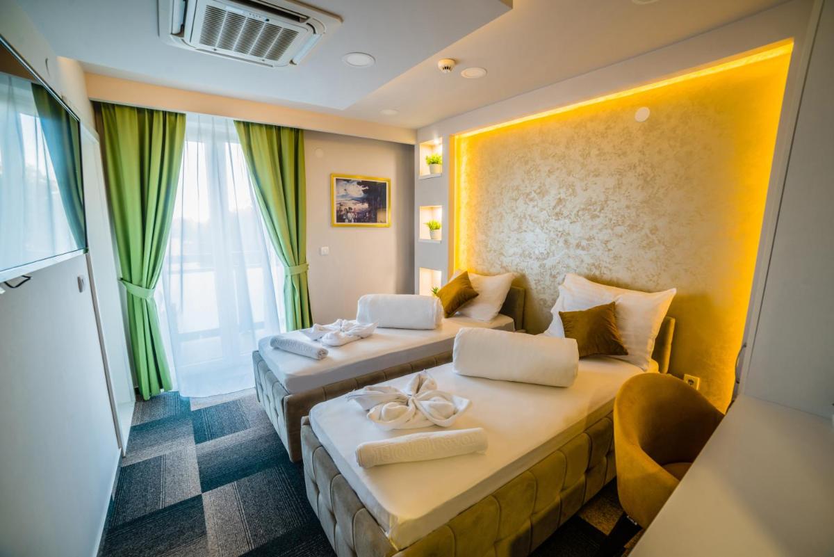 Hotel River - Hizvo
