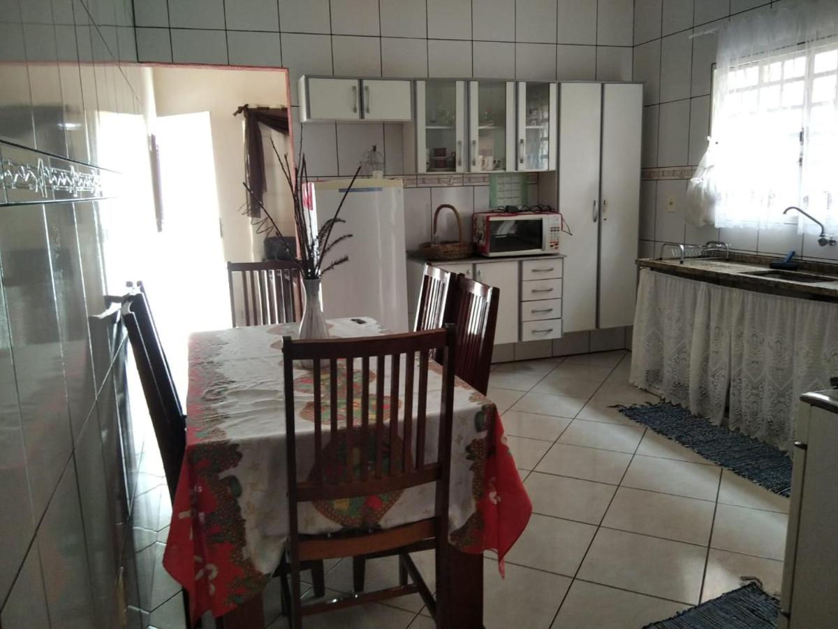 Casa de Hospedagem em São João Batista do Glória - Housity